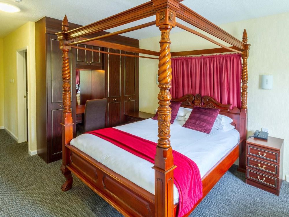 Springfield Hotel & Health Club Halkyn ภายนอก รูปภาพ