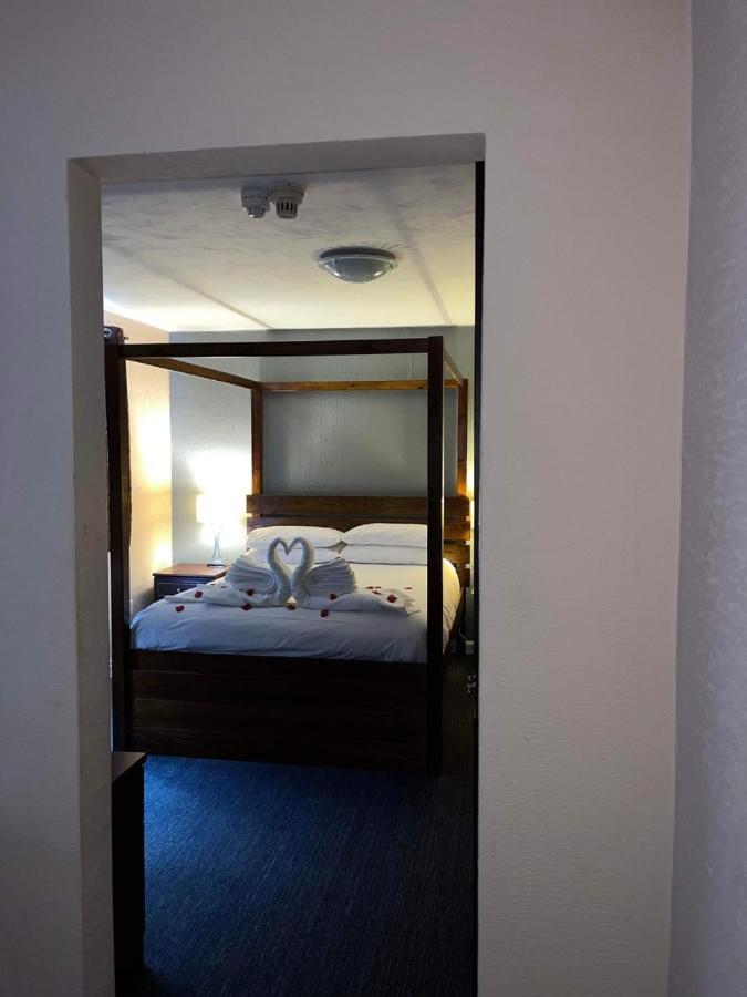Springfield Hotel & Health Club Halkyn ภายนอก รูปภาพ
