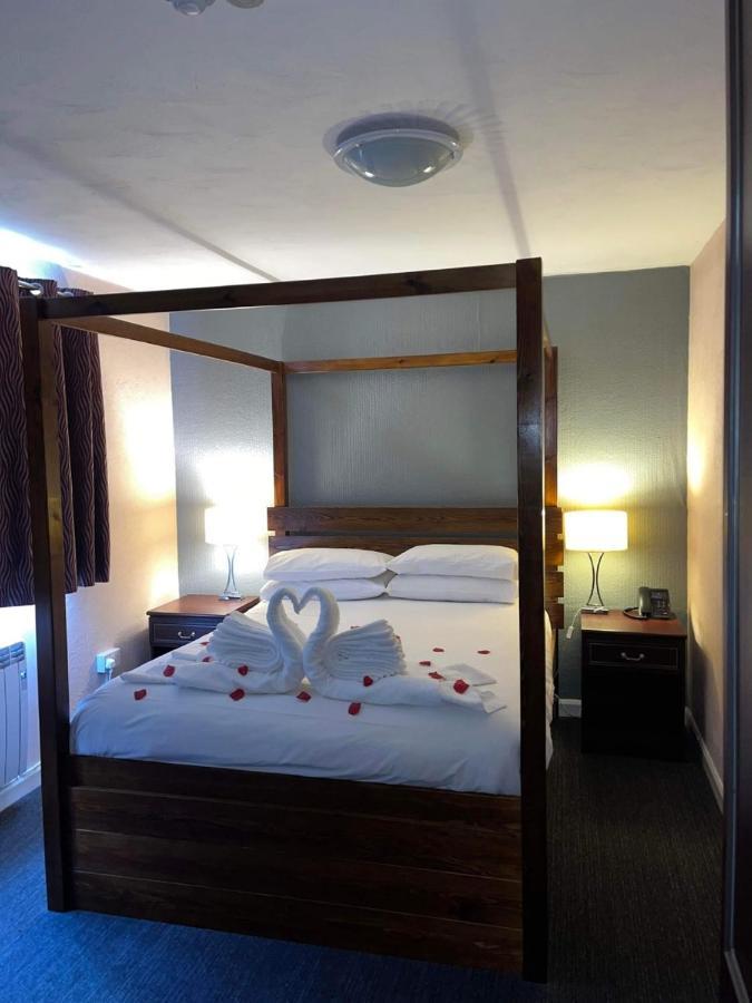 Springfield Hotel & Health Club Halkyn ภายนอก รูปภาพ