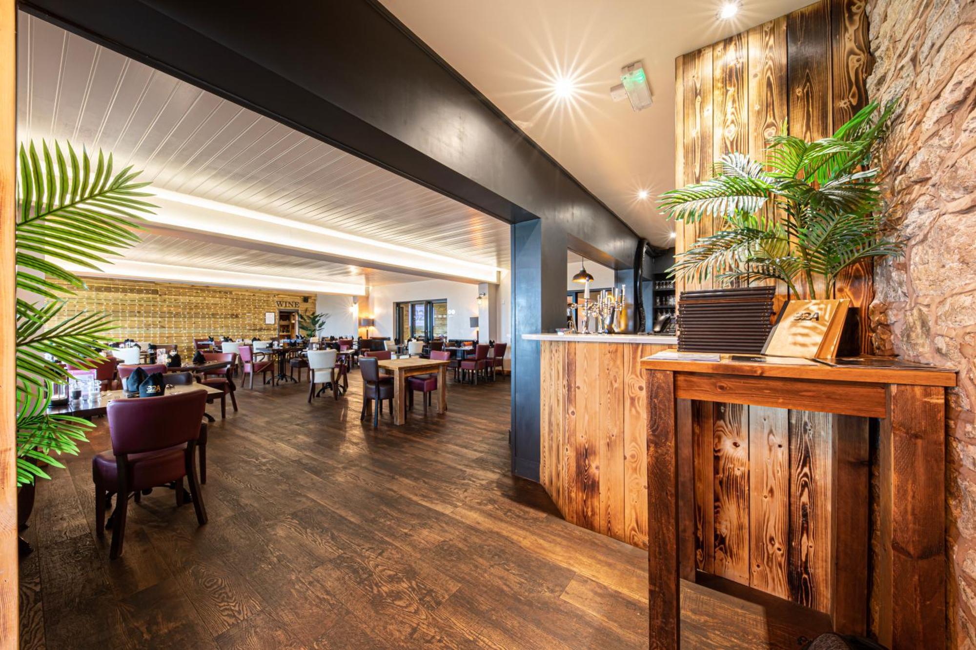 Springfield Hotel & Health Club Halkyn ภายนอก รูปภาพ