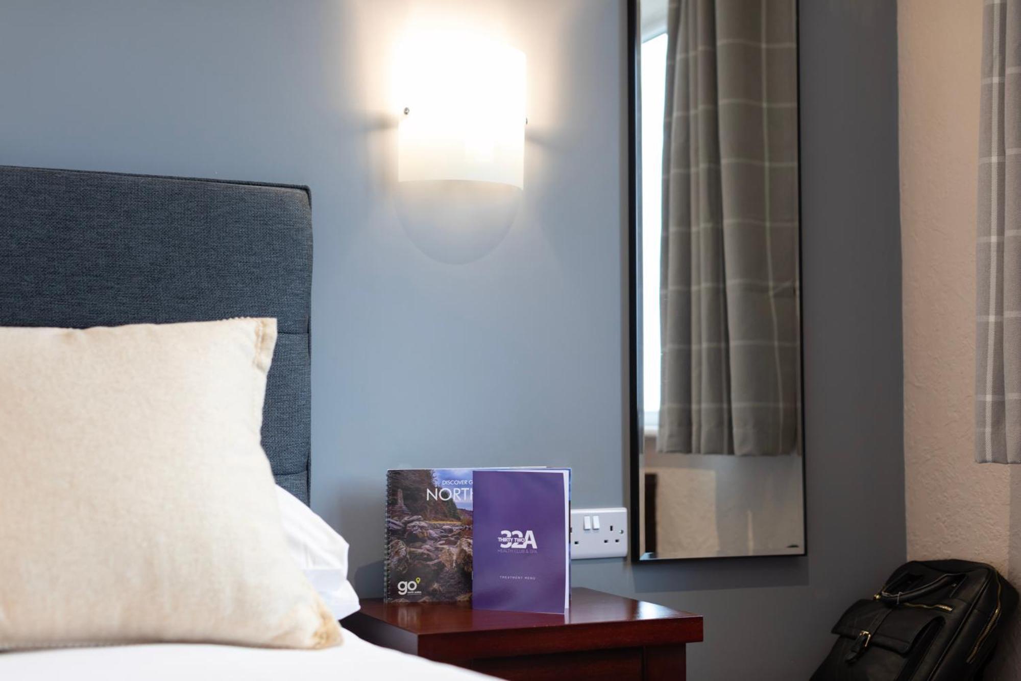 Springfield Hotel & Health Club Halkyn ภายนอก รูปภาพ